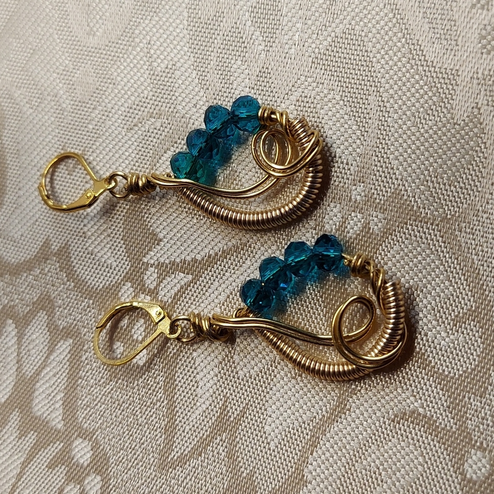 Wire wrapped goldtone earrings